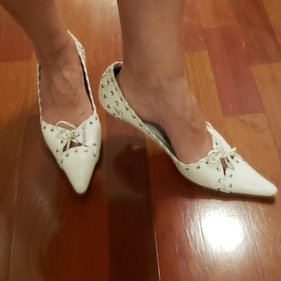 Dior Rare LU 12 Laces & Grommets White Leather Kitten Heels 38.5 - 8 Unique Euro - Picture 3 of 16